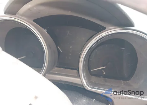 2011 Toyota Highlander Base V6 z USA, uszkodzony, nr VIN 5TDBK3EHXBS075212